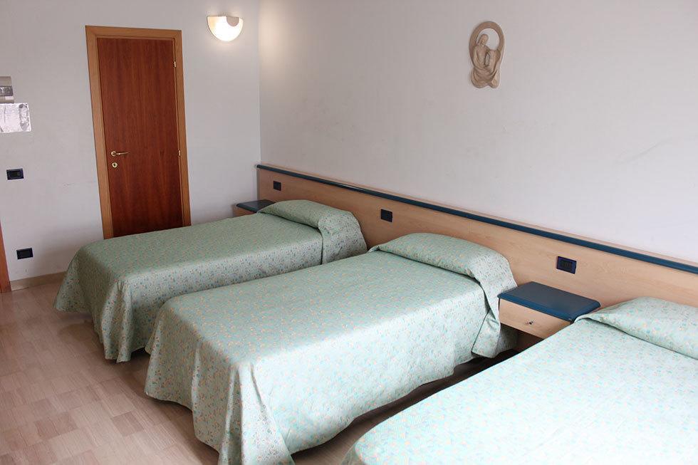 Hotel Casa Per Ferie Benedetto XIII Gravina in Puglia Pokoj fotografie